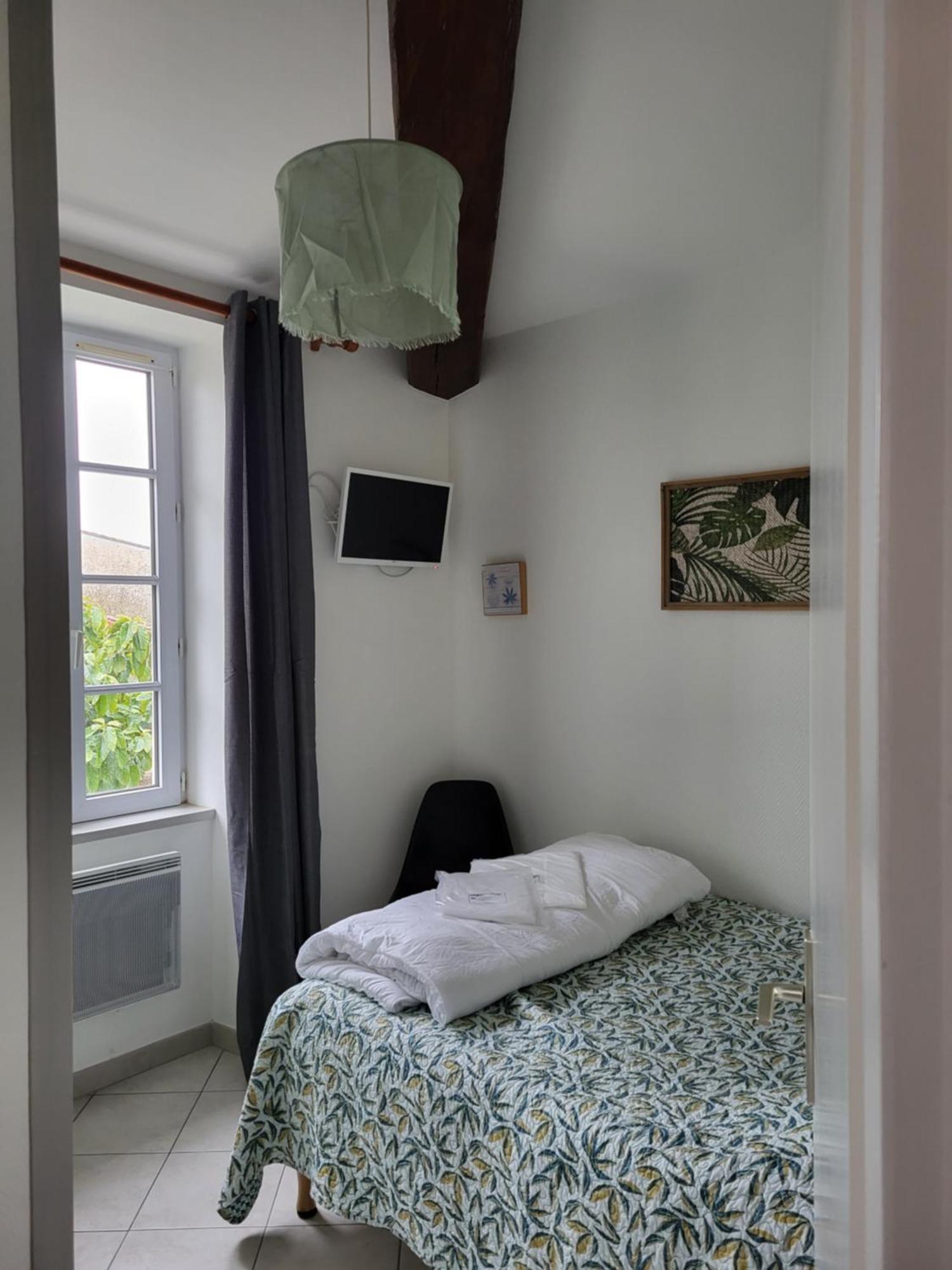 Le Clos Des Sternes La Flotte Exteriör bild