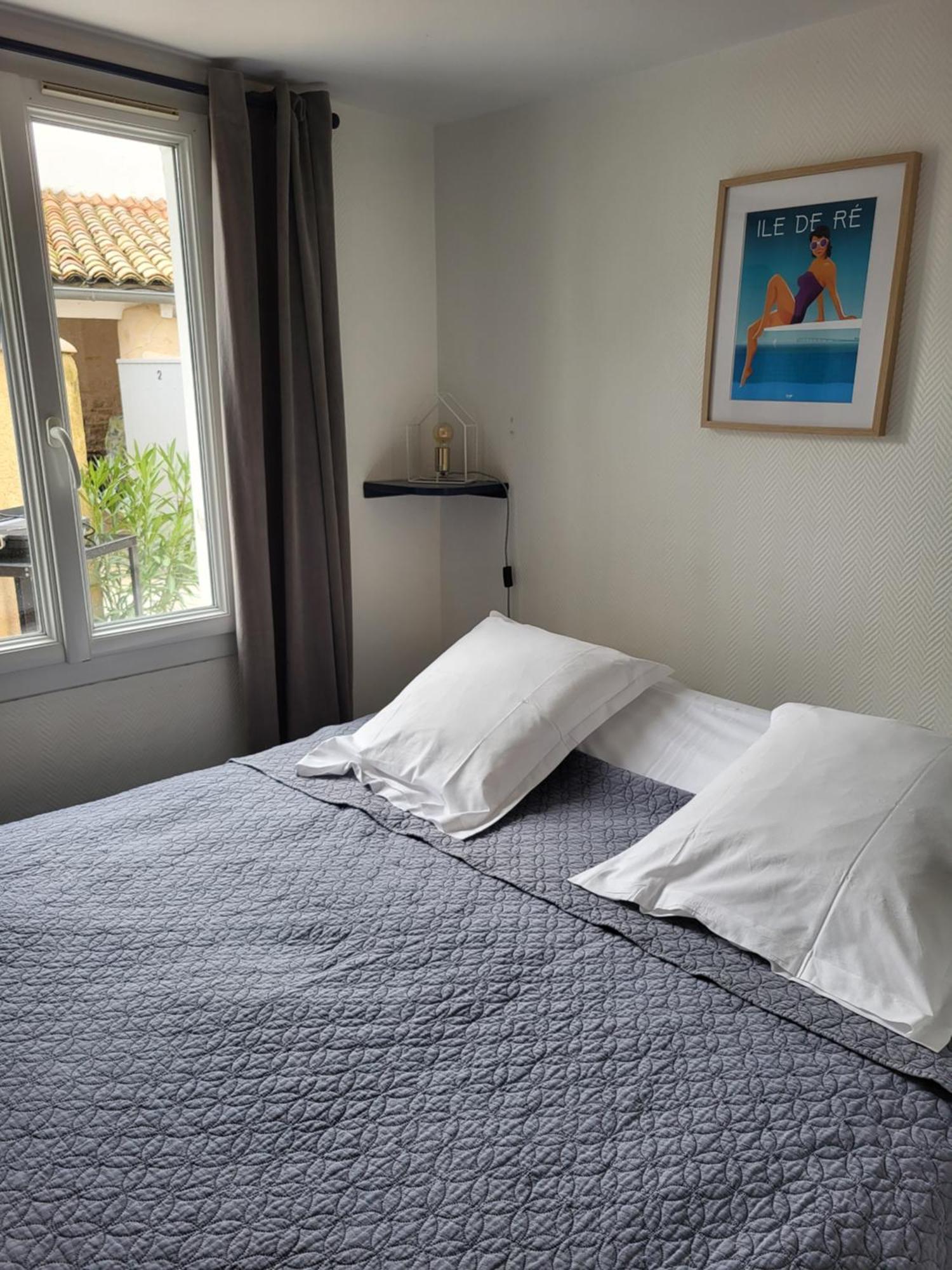Le Clos Des Sternes La Flotte Exteriör bild